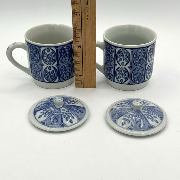 Williams Sonoma IDG Mugs with Lids Saucers Blue White Coffee Tea Cups Set of 2 - Picture 6 of 9
